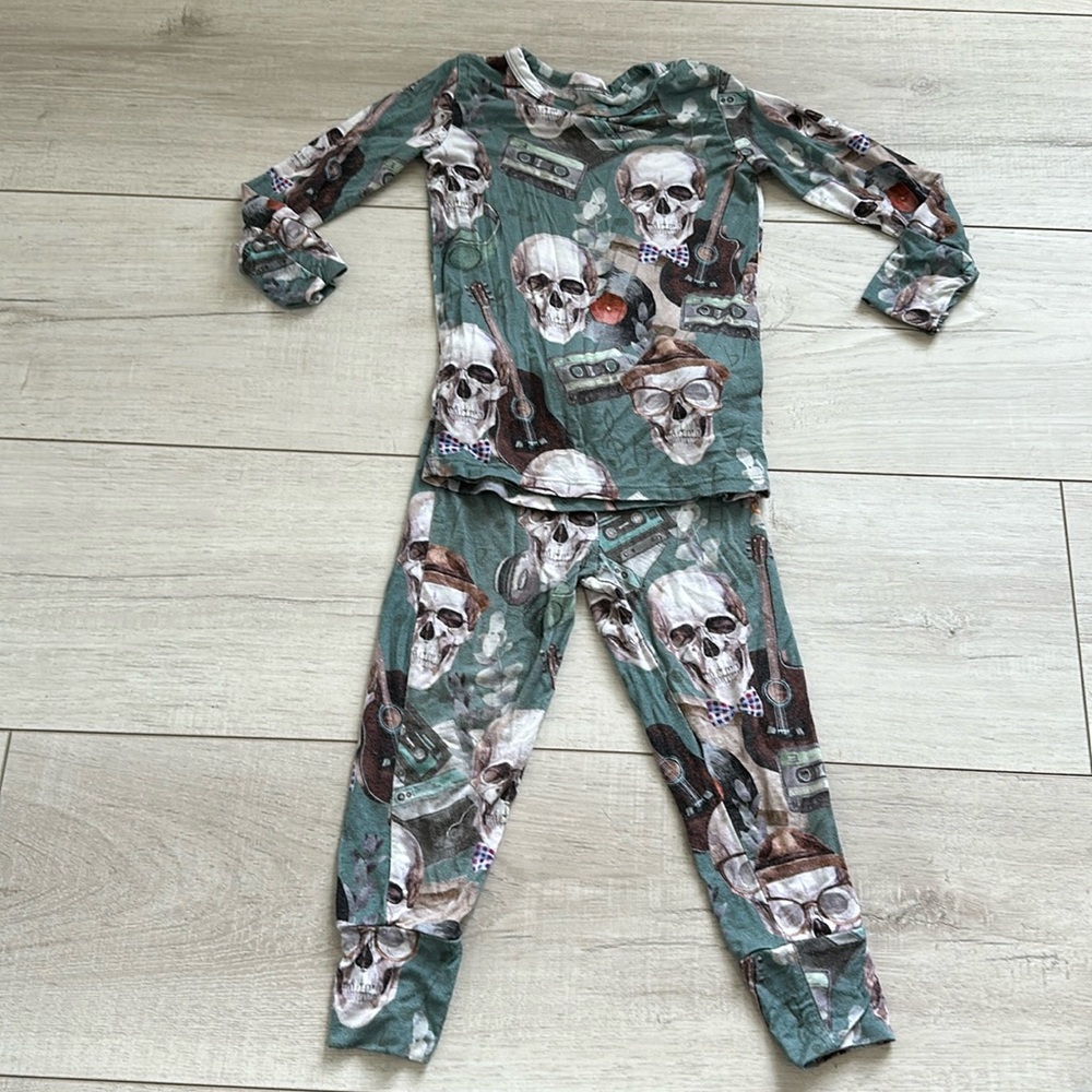 Posh Peanut 2t Sheldon Musical Skull Halloween Bamboo Pajamas